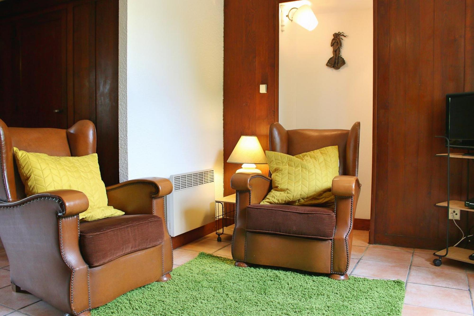 Hotel Le Pavillon de St Agnan à Hautefort Chambre photo